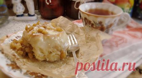 Синнабоны с карамелизированными пряными яблоками и сливочным кремом. - ПУТЕШЕСТВУЙ ПО САЙТУ. Немногие могут устоять перед этими ароматными булочками. Желание съесть парочку возникает моментально, как только видишь эти пышные булочки. Есть сотни рецептов приготовления синнабонов. Предлагаю еще один. В этот раз тесто будет более пышным, воздушным, нежным и сочным. А внутри гипнотически нежные пряно-карамельные кусочки яблок. И все это под небрежным слоем […]