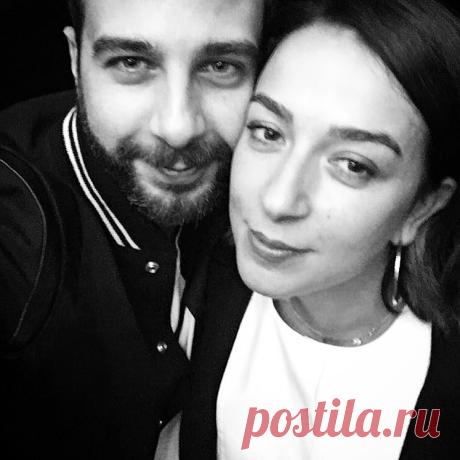 Иван Ургант впервые за долгое время вышел в свет с женой и ее внешность тут же осудили критики