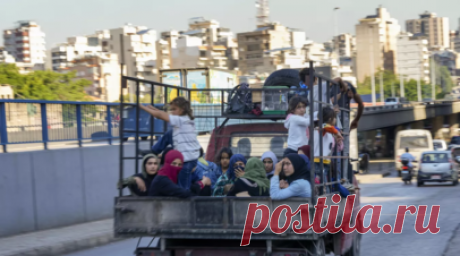 Беженка: некоторым жителям Ливана пришлось бежать на запад Сирии. Некоторым жителям Ливана пришлось бежать на запад Сирии от израильских атак на их страну. Об этом рассказала RT беженка из Ливана Хусния Вали. Читать далее