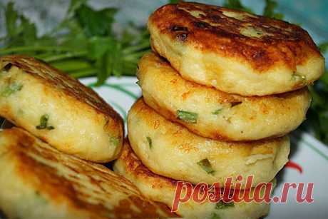 Картофельные биточки с зелёным луком и сыром — супер рецепт!