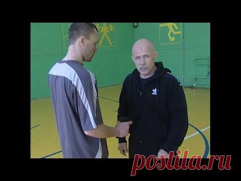 Обезоруживание . Выстрелы. В Крючков. 2013 год /Disarming the enemy with a gun.   V. Kryuchkov