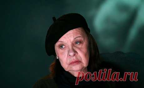 Любимова назвала Тенякову человеком редкого дарования. Актриса Наталья Тенякова, ушедшая из жизни в возрасте 80 лет, на протяжении четырех десятилетий оставалась «эталоном профессионализма и духовной силы», написала министр культуры России Ольга Любимова в своем телеграм-канале.