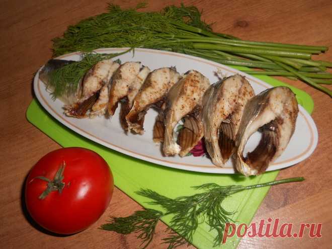 Как приготовить сельдь в микроволновке за 10 минут 
 
На 2 порции:
Сельдь-1 шт..
Соль-по вкусу,
Смесь молотого красного и черного перцев-по вкусу
Вода-150 мл
Приготовление :
Читайте дальше →