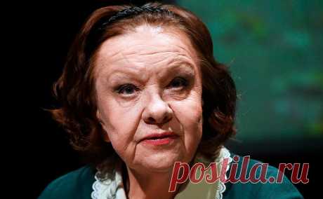 Коллега Теняковой назвала ее ориентиром в профессии и в жизни. Актриса Наталья Тенякова, которая умерла в возрасте 80 лет, была для других артистов ориентиром в профессии и в жизни, рассказала РБК ее коллега по театральной труппе, актриса МХТ Кристина Бабушкина.