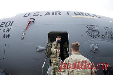 В Польшу прибыли дополнительные американские войска. Дополнительные войска Соединенных Штатов прибыли в Польшу для последующего размещения в Восточной Европе. Самолет с первыми американскими военнослужащими из 82-й воздушно-десантных дивизий прибыл в аэропорт Жешув-Ясенка. В дальнейшем войска будут дислоцироваться в Польше.