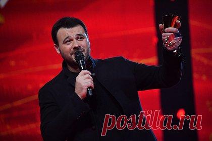 Концерт Эмина Агаларова отменили в Челябинске. Концерт певца Эмина Агаларова отменили в Челябинске. Выступление исполнителя должно было пройти в театре оперы и балета имени М. И. Глинки 5 марта. Причины отмены мероприятия не раскрываются. В сообществе артиста указали, что все приобретенные билеты можно будет сдать в местах их приобретения.