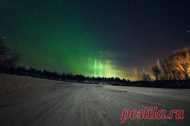 Cветовые столбы и поляpное сияние над Ккабpя 2013 года / Социальная погода