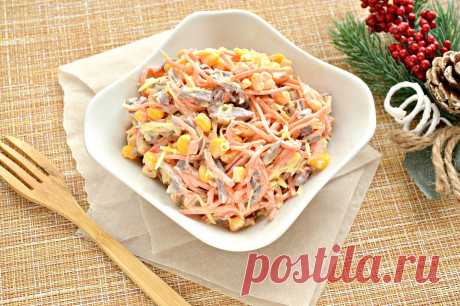 Салат с говядиной, кукурузой и корейской морковкой