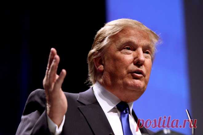 Трамп: Белый дом оккупировало посмешище. Бывший американский лидер вновь раскритиковал действующего президента США Джо Байдена.