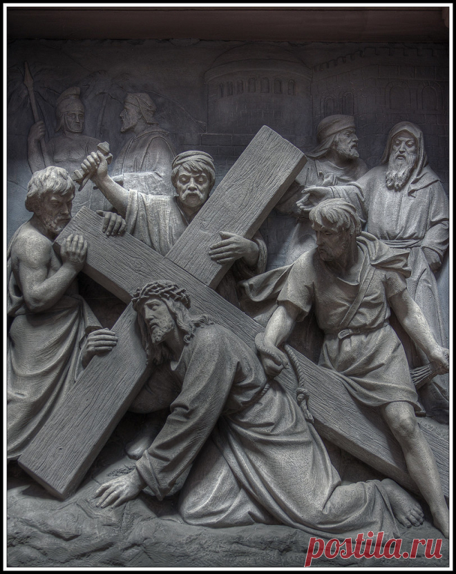 Stations of the cross - #3 (HDR) A sculpture in the Ludwigskirche in Darmstadt. There are sculptures depicting all 14 stations of the cross (Via Crucis) set into niches in the round walls of the church - this is #3.  Please view in large (or better original) size for best effect.  5 images, processed with Photomatix 2.5 and Photoshop Elements 5, exposure times between 2.0 sec and 32 secs (hand timed in BULB mode), at f/4,5 and 47 mm. ISO200.