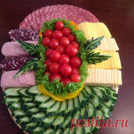 УКРАШАЕМ ПРАЗДНИЧНЫЙ СТОЛ
