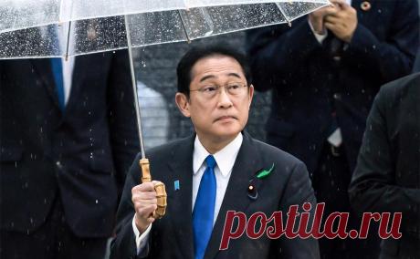 Как Япония оказалась на грани политического кризиса. Рейтинги японского правительства на фоне проблем в экономике упали до 15-летних минимумов. Недовольство кабинетом Фумио Кисиды нарастает