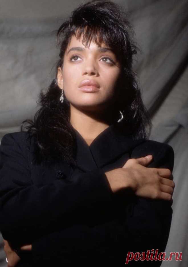 Лиза Боне, 16 ноября, 1967