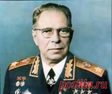 Сегодня 20 декабря в 1984 году умер(ла) Дмитрий Устинов