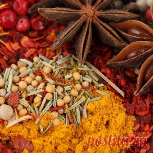 ЗАЧЕМ НУЖНО ОБЖАРИВАТЬ СПЕЦИИ