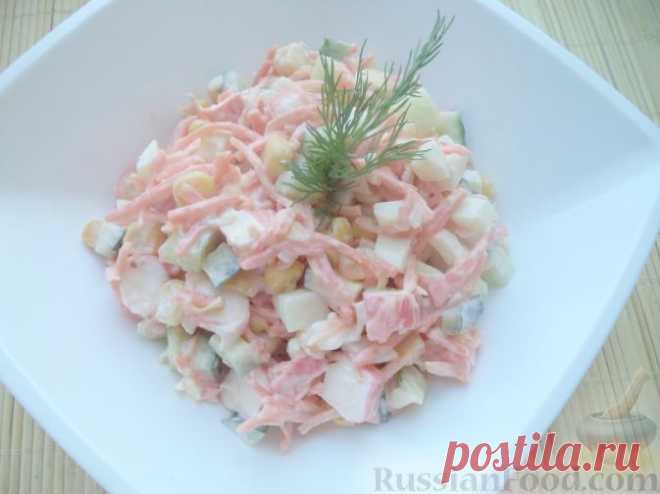 Рецепт: Салат с корейской морковью и крабовыми палочками на RussianFood.com