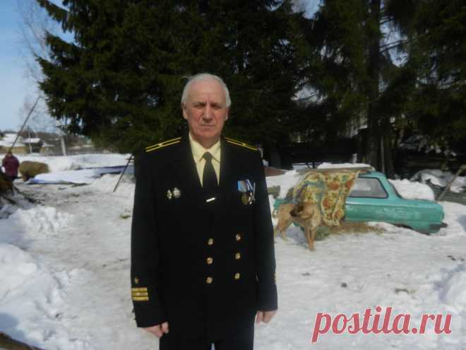 Автопортрет: Заслуженный художник России, капитан 3 ранга Мошкин Игорь Михайлович