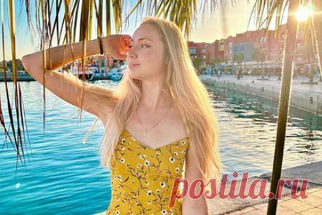 Россиянка отдохнула в Египте за 16 тысяч рублей и поделилась впечатлениями. Российская туристка приобрела бюджетную путевку в Хургаду и поделилась впечатлениями от отдыха. Так, девушка рассказала, что забронировала поездку в Египет за 16 тысяч рублей без помощи туроператоров. Из достоинств гостиницы автор назвала чистый номер, в котором убирались каждый день, и собственный пляж.