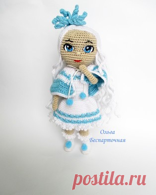 Кукла Снежинка амигуруми. Схемы и описания для вязания игрушек крючком! Бесплатный мастер-класс по вязанию куколки Снежинки от Ольги Беспарточной. Вязаная кукла очень похожа на Снегурочку и может использоваться в качестве…