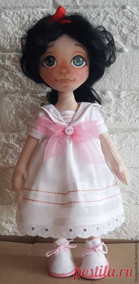 Платье-матроска для куклы: мастер-класс