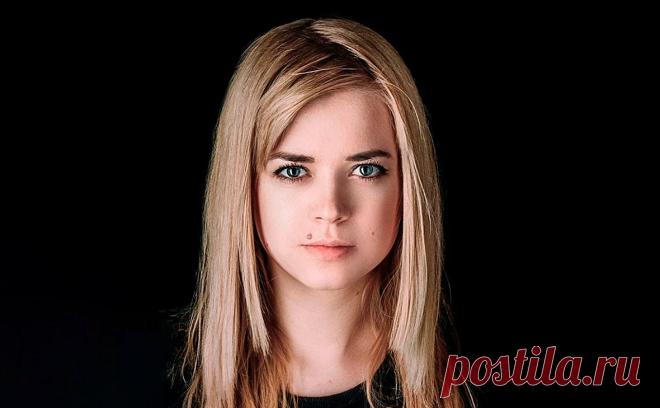 В Саратове суд вынес решение по первому делу о флаге ЛГБТ. Жительницу Саратова оштрафовали на 1,5 тыс. руб. за фотографии в соцсетях, сделанные несколько лет назад. Суд счел, что она демонстрировала экстремистскую символику