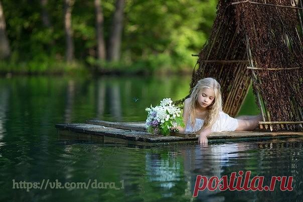 Когда тебе плохо — прислушайся к природе. Тишина мира успокаивает лучше, чем миллионы ненужных слов.

Конфуций