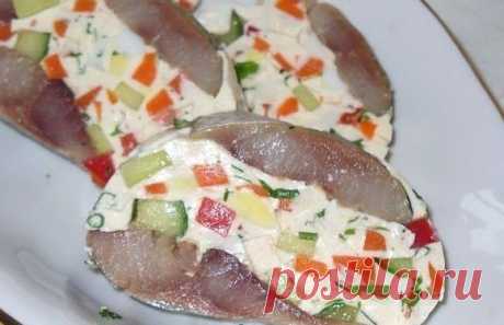 ЗАКУСКА ИЗ СЕЛЁДКИ “ПРАЗДНИЧНАЯ” | Самые вкусные кулинарные рецепты