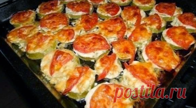 РЕЦЕПТЫ И СОВЕТЫ ХОЗЯЙКАМ: Кабачки с помидорами и сыром.Безумно вкуснo!! Пальчики оближешь!