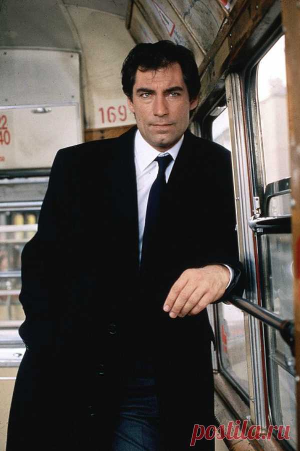 Тимоти Далтон