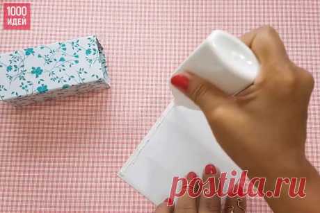 (3) Facebook