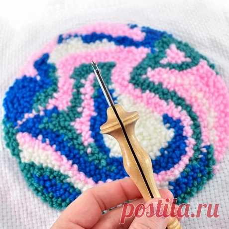Как вышивать ковровой иглой: краткое руководство — Мастер-классы на BurdaStyle.ru