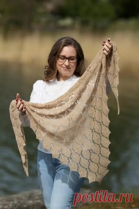 Пост на стене ⛅ Шаль спицами с красивым узором.🧶 Схема.