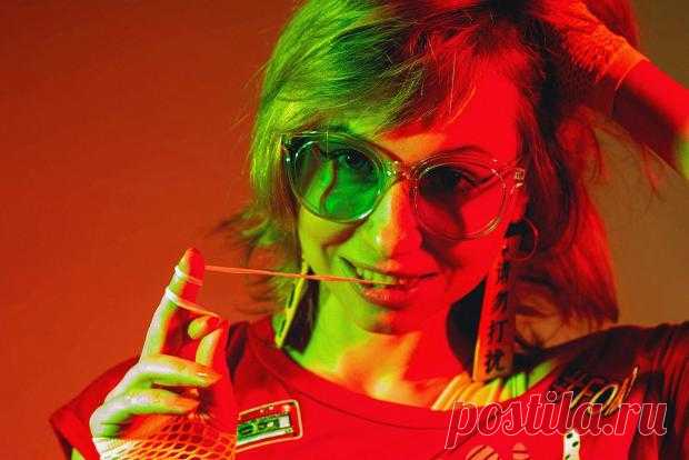 5 простых способов удалить жвачку, прилипшую к волосам