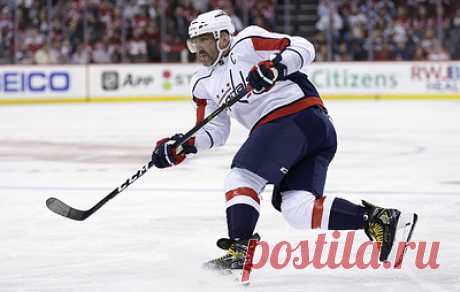 Форвард "Вашингтона" Овечкин забросил шайбу во втором матче НХЛ подряд. Гостевой матч против "Нью-Джерси" завершился со счетом 6:4