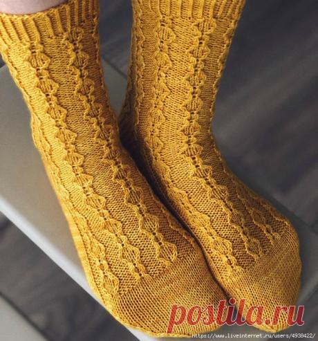 Женские вязаные носки "Старинная ваза". Схема узора.