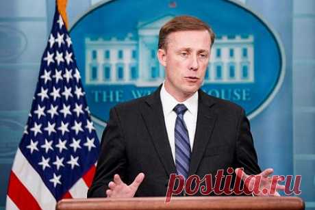 Салливан назвал Блинкена задирой. Помощник президента США по нацбезопасности Джейк Салливан сообщил, что госсекретаря Энтони Блинкена в американской администрации считают задирой. Салливан на мероприятии, которое было организовано журналом Atlantic, рассказывал о смене главы комитета начальников штабов Пентагона после ухода на пенсию Марка Милли.
