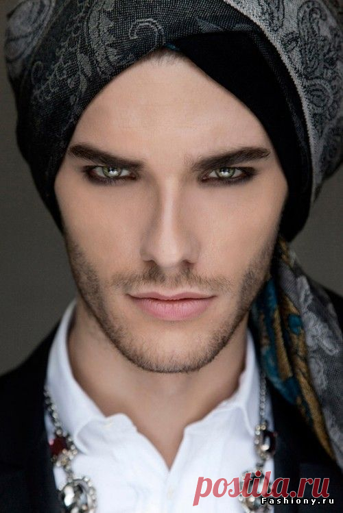 #Plomperg Male Beauty!