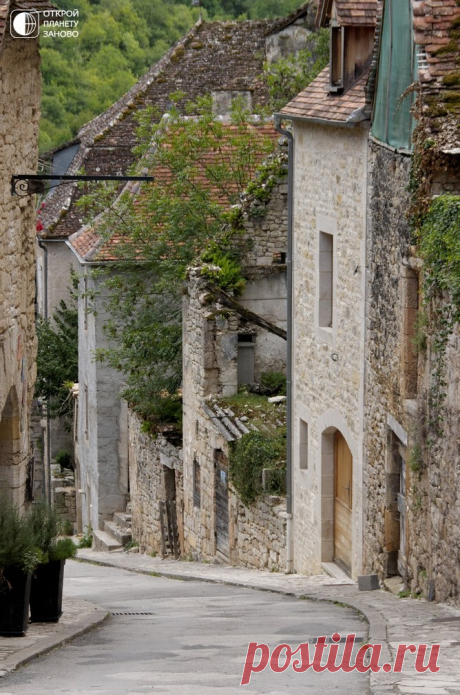 Рокамадур - деревня на уступах скалы. Франция - Путешествуем вместе