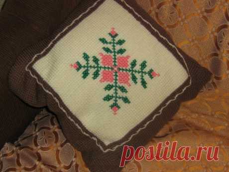 Красивая скатерть