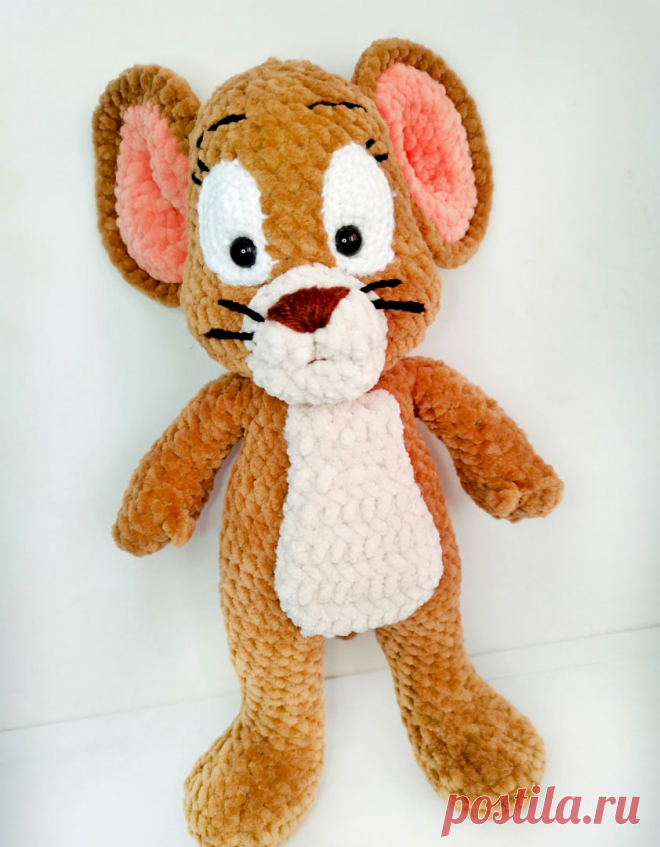 PDF Мышонок Джерри крючком. FREE crochet pattern; Аmigurumi toy patterns. Амигуруми схемы и описания на русском. Вязаные игрушки и поделки своими руками #amimore - мышь, мышка из плюшевой пряжи, плюшевый мышонок из мультфильма "Том и Джерри".