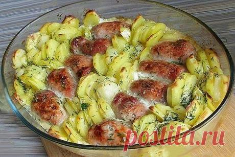 МЯСНЫЕ РУЛЕТИКИ В СЛИВКАХ
**Полноценное второе блюдо на обед или ужин. Два в одном — мясо и гарнир. Очень вкусно и сытно.