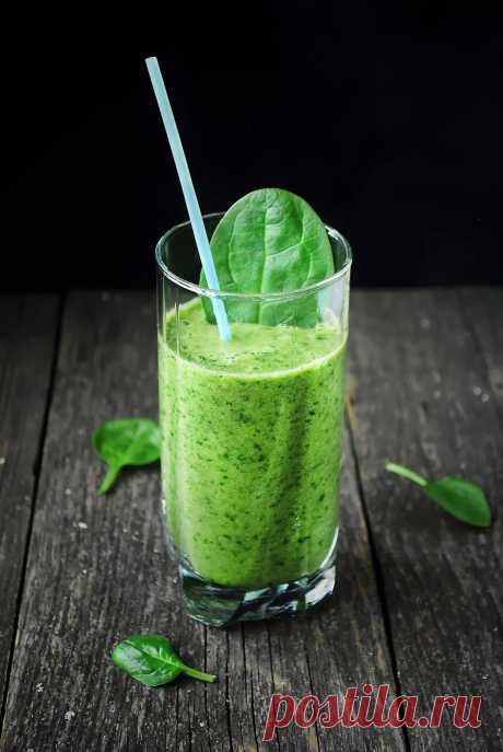 The baking man: Green monster smoothie
