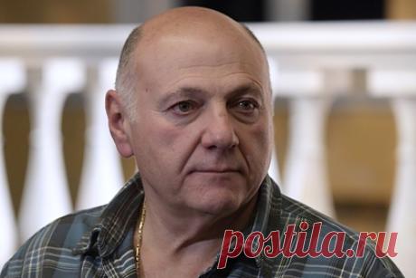 Назначен новый худрук Театра сатиры. Назначен новый художественный руководитель Московского академического театра сатиры. С 13 октября эту должность займет Сергей Газаров. Он также продолжит работу в Московском драматическом театре под руководством Армена Джигарханяна. Артист назвал свое назначение серьезным вызовом.