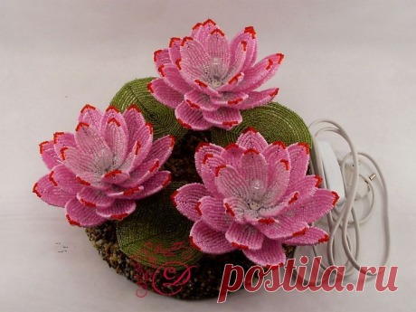 (37) Лампа &quot;Лотос&quot; | Beaded flowers