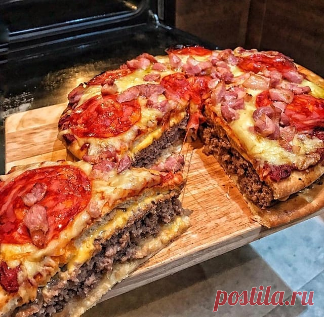 Многослойная пицца.
