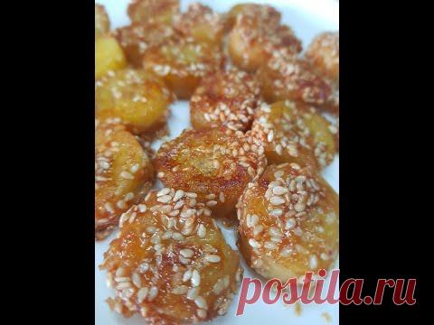Жареные бананы с кунжутом и корицей. Вкусный десерт к чаю
