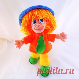 Незнайка амигуруми. Схемы и описания для вязания игрушек крючком! Бесплатный мастер-класс от Елены Сёмкиной по вязанию Незнайки - популярный персонаж, представитель племени маленьких человечков-коротышек. Высота вяза…