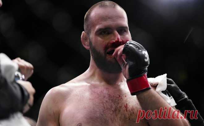 Одного из лучших тяжеловесов UFC отчислили из промоушена после семи побед. UFC решил не продлевать контракт со словаком Мартином Будаем, который занимал 12-е место в рейтинге лучших тяжеловесов промоушена