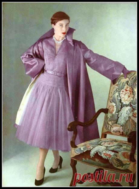 Bettina, photo by Pottier, 1950