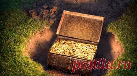 Какие старые вещи можно продать сегодня, чтобы получить хорошие деньги.Посуда, игрушки, украшения из СССР, которые стоят сегодня целое состояние.